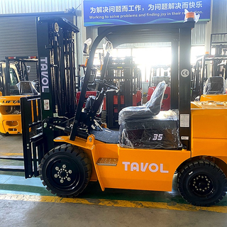 Дизельный вилочный погрузчик 3,5 тонны CPCD35 - Tavol Group
